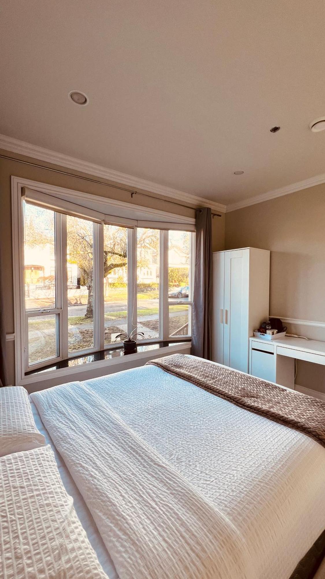 Coze Home In Vancouver Near Yvr Bagian luar foto